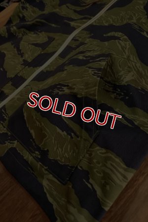 画像5: THE REAL McCOY'S TIGER CAMOUFLAGE PARKA / PURPLE FADE MJ19011