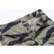 画像3: THE REAL McCOY'S  TIGER CAMOUFLAGE SHORTS / TADPOLE MP25004 (3)